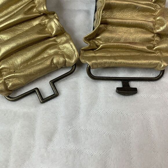 Women’s Gold Metallic Ruffle Scrunchie Metal Closure Elastic Stretch Belt - Picture 6 of 8